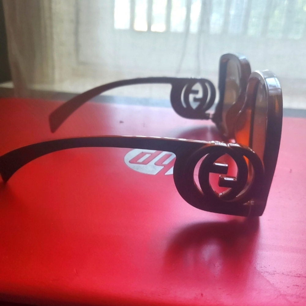 Gucci sunglasses replica